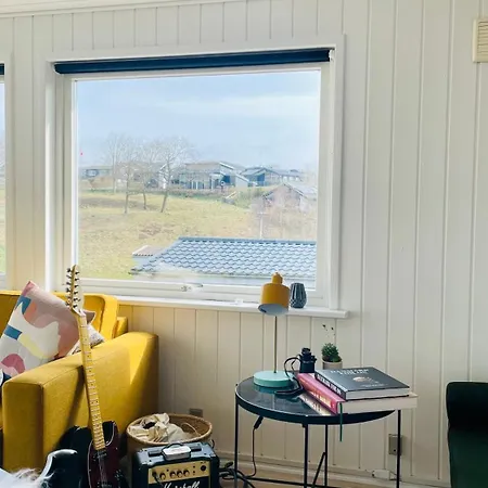 Dejligt Med Udsigt Over Fjorden * Løgstrup