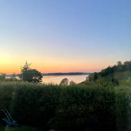 Dejligt Med Udsigt Over Fjorden Holiday home *